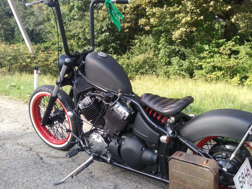 Yamaha XVS 400 Custom