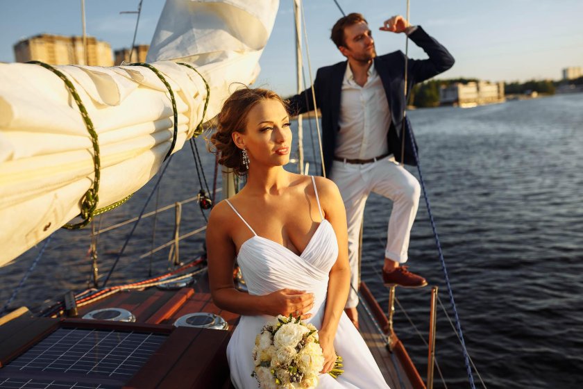 Свадебная фотосессия на яхте