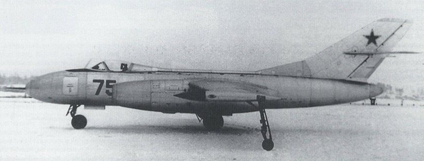 Як-25 первый