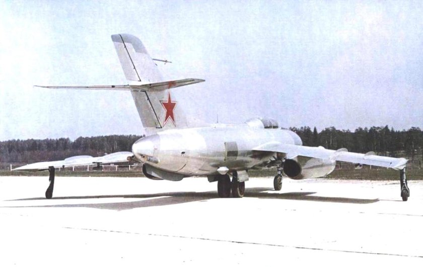 Як-25 перехватчик