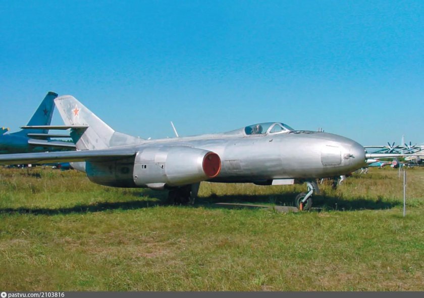 Самолёт як-25рв