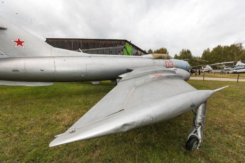 Як-25 перехватчик