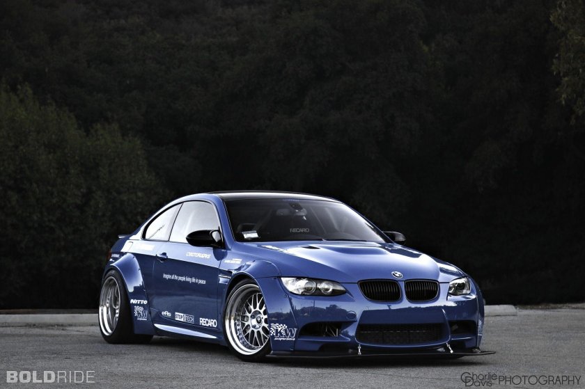 Bmw m3 e92 blue