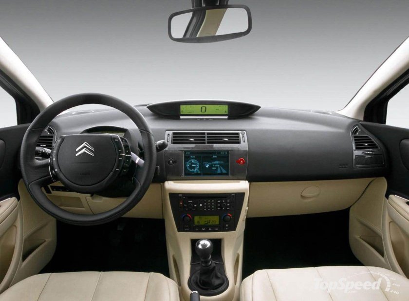 Citroen c4 1 Interior