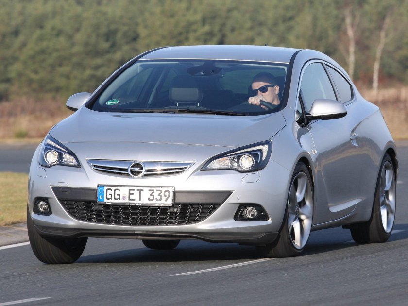 Opel Astra GTC 1.4