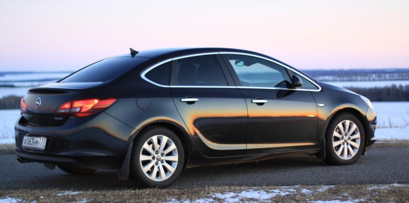 Опель Астра j 1.6