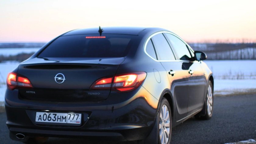 Опель Астра 1.6 турбо