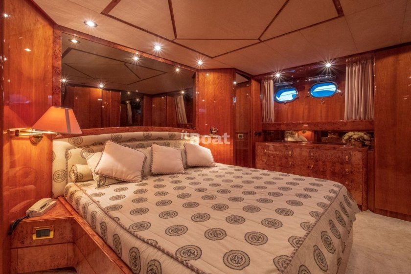 Барбаросса яхта