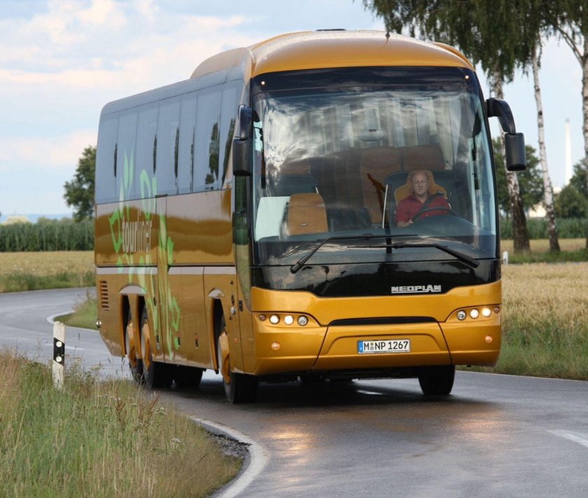 Туристические автобусы