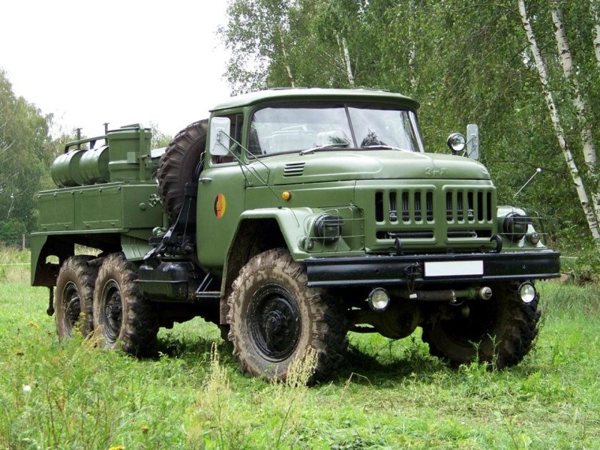 Грузовик ЗИЛ 131