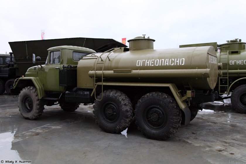 ЗИЛ 131 топливозаправщик военный