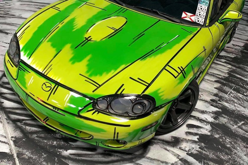 Разрисованная машина