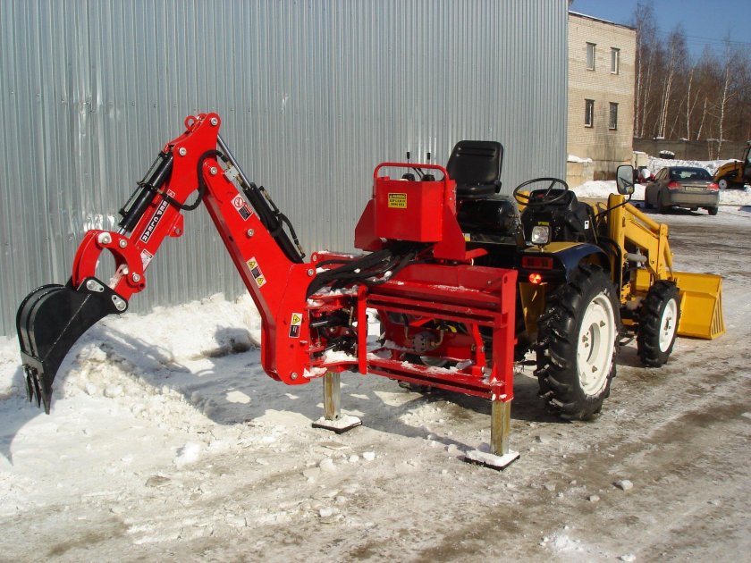 Навесной экскаватор BHSM-225 для трактора