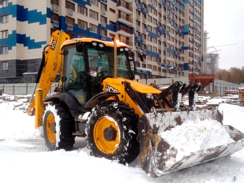 Уборка снега JCB 4cx