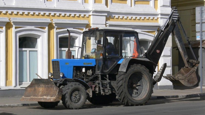 Экскаватор-бульдозер ЭО-2621