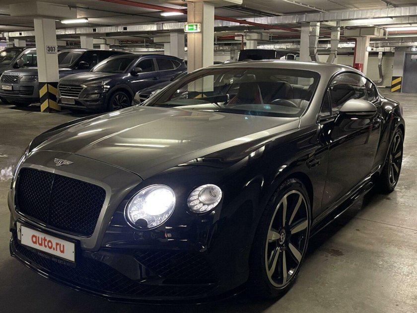 Бентли Континенталь в Москве живые