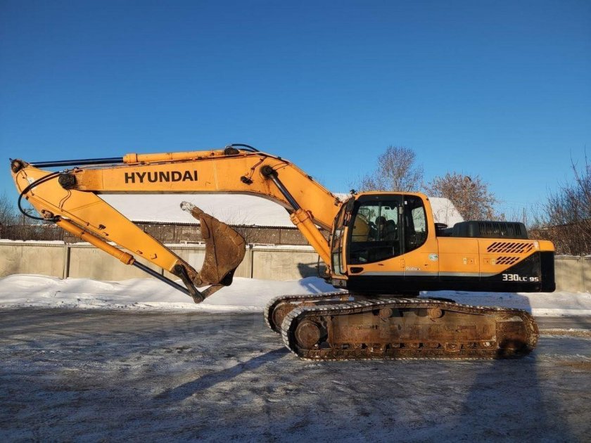 Хендай 220 экскаватор гусеничный