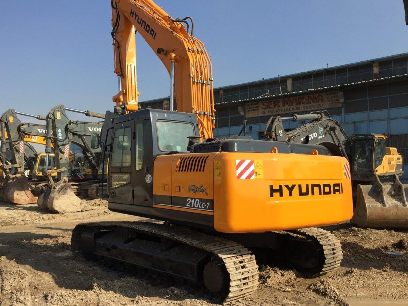 Hyundai 210 экскаватор