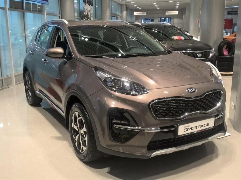 Kia Sportage коричневый