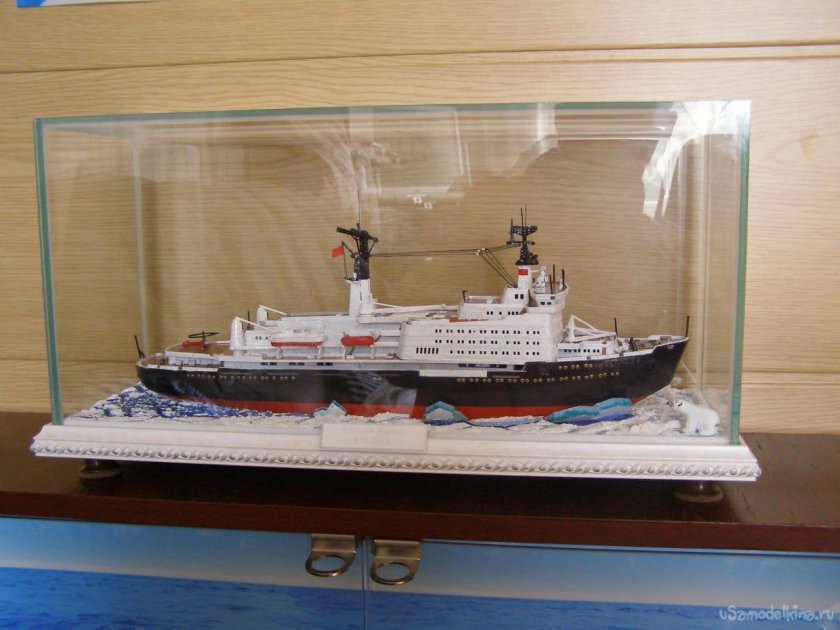 Ледокол Ленин 1/400