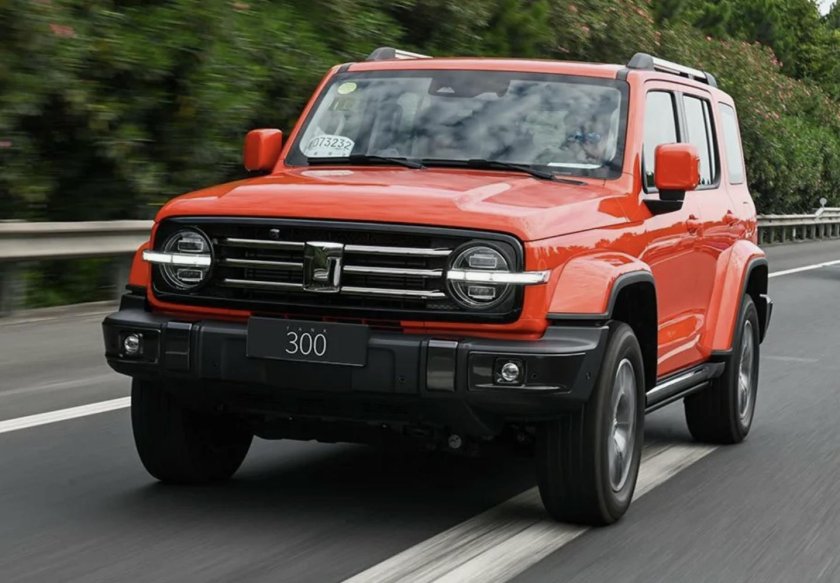 Китайский внедорожник Tank 300