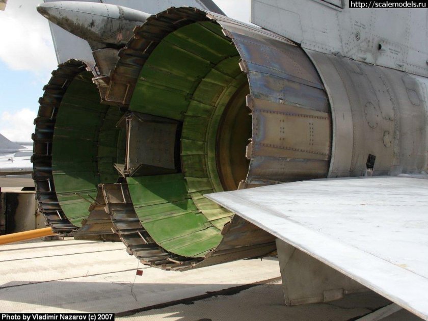 Миг-25 сопла