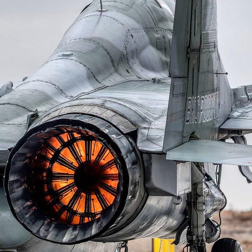 Миг-29 истребитель