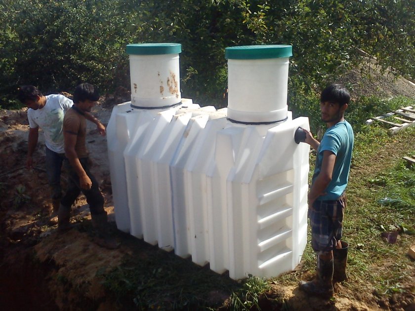 Септик Тритон пластик танк универсал 1000