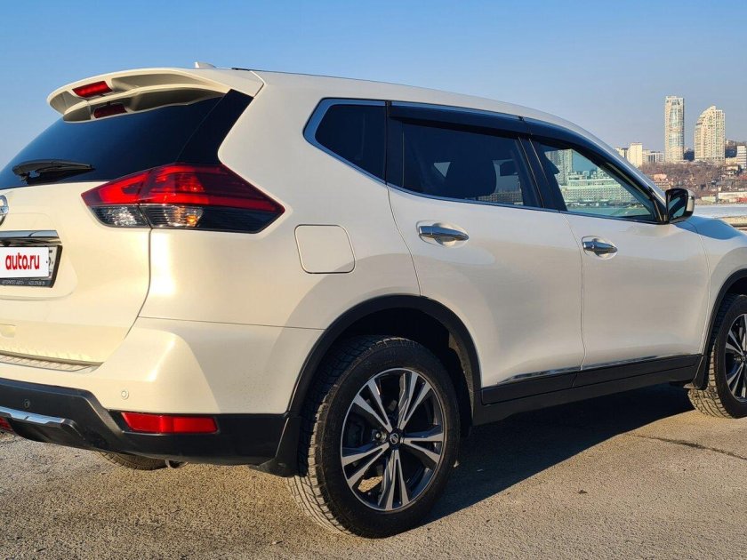 Ниссан икстрейл 2019