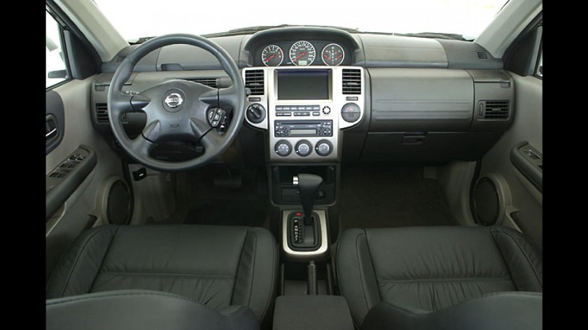 X Trail салон 2003
