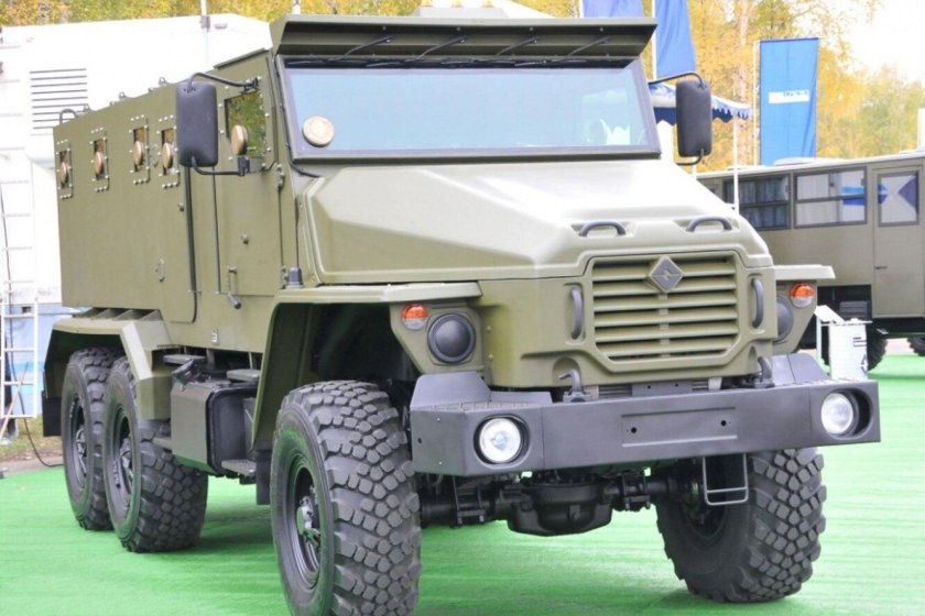 Урал 4320 ВВ бронированный