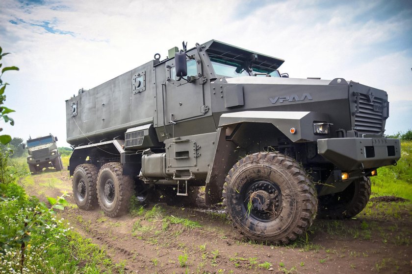 Бронеавтомобиль Тайфун Урал 63095