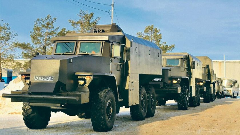 Грузовик военный