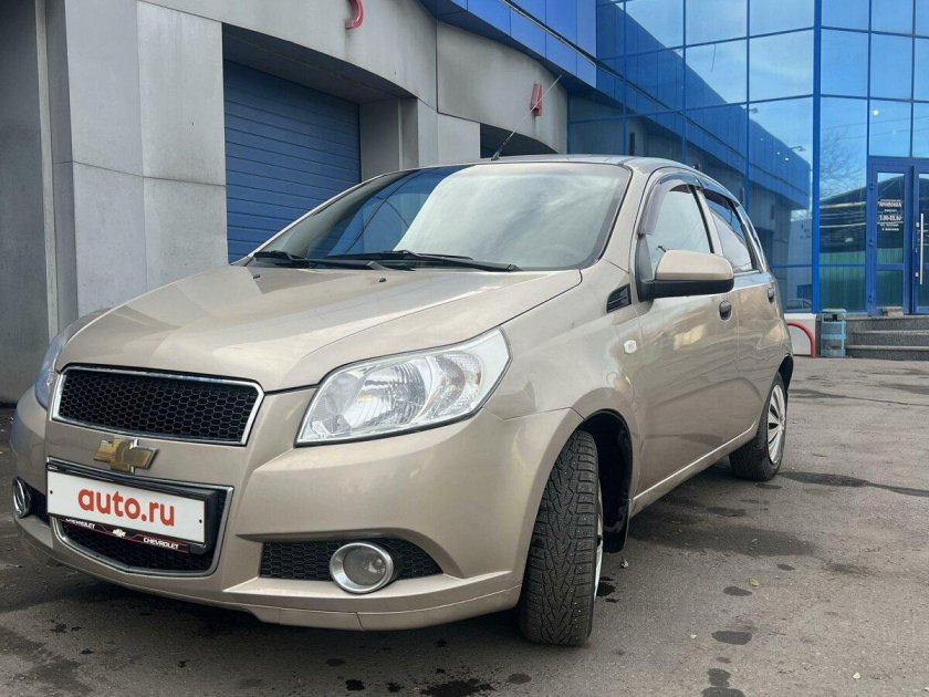 Шевроле авео хэтчбек 2008 года серая