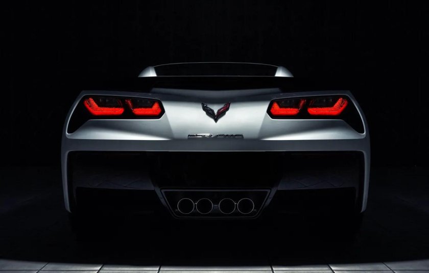 Chevrolet Corvette c7 сзади