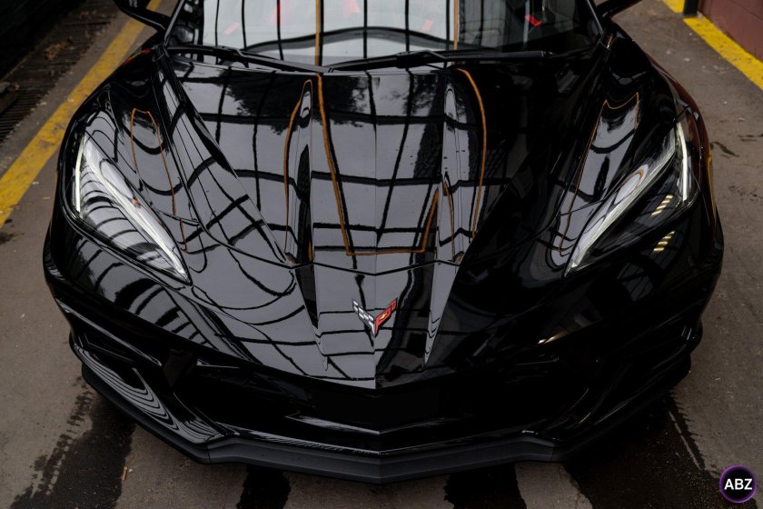 Chevrolet corvette stingray c 8