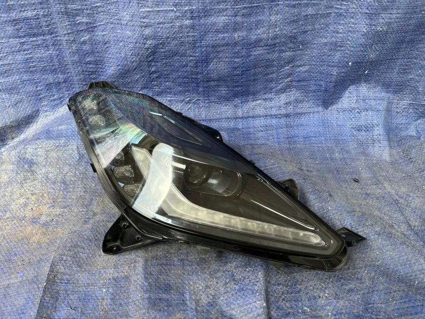 Chevrolet Corvette c4 фары