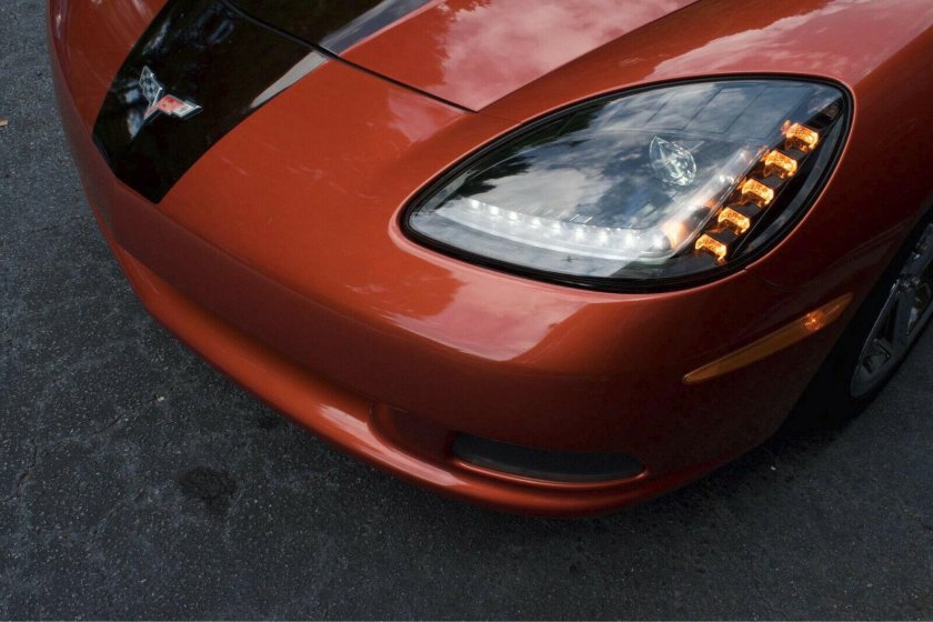 Chevrolet Corvette Headlight