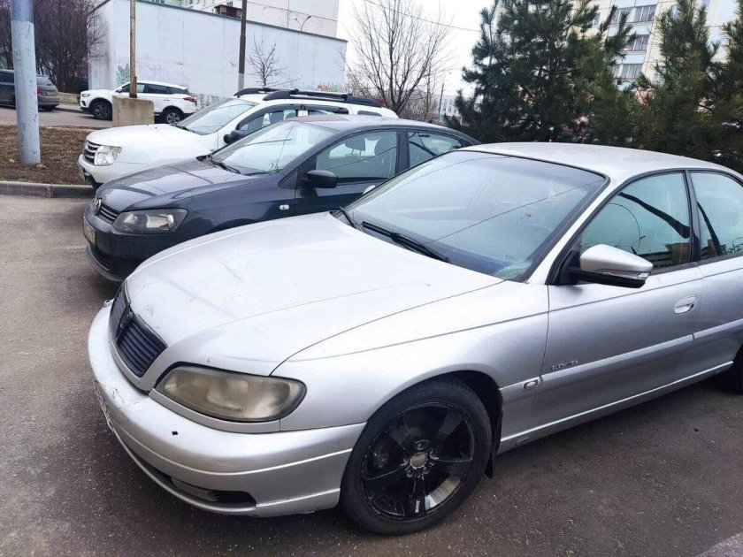 Opel omega 2003