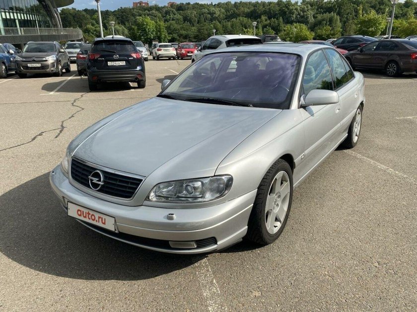 Opel Omega 2003 3.2