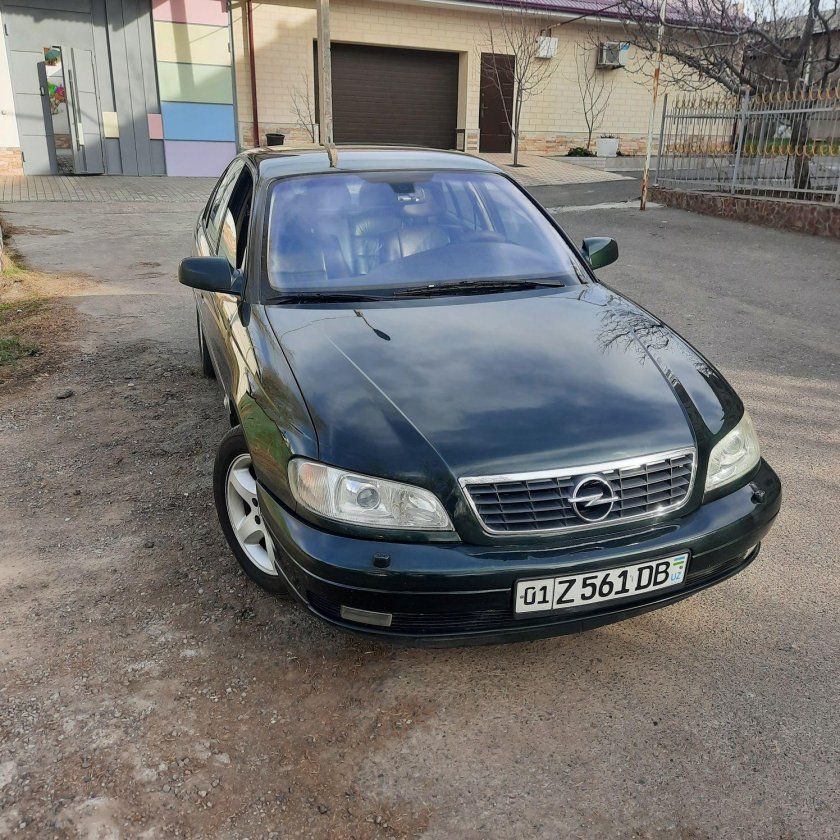 Opel Omega 2003
