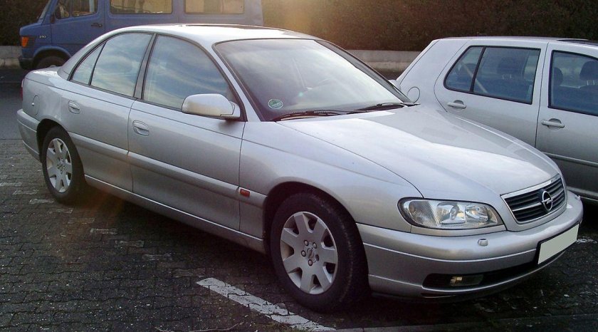 Опель Омега 2008