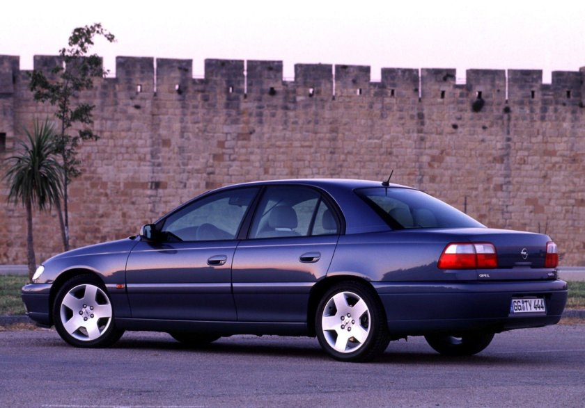 Opel Omega
