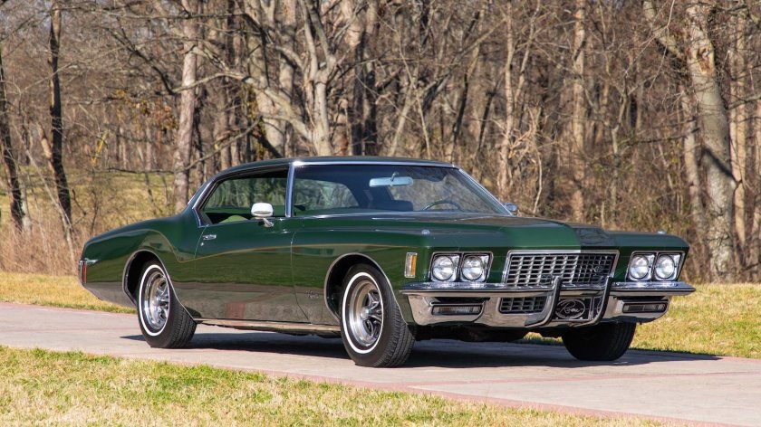 Buick Riviera 1974