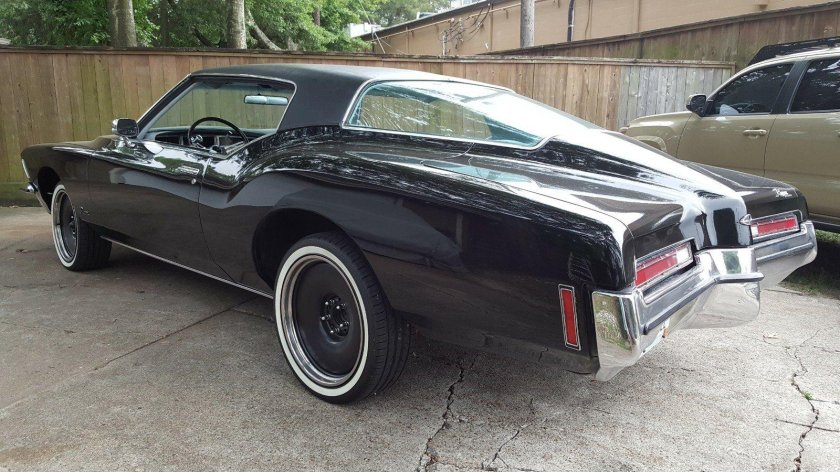 Buick Rivera 1972