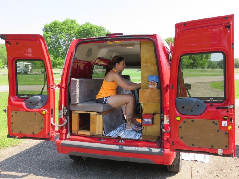 Ford Transit connect кемпер