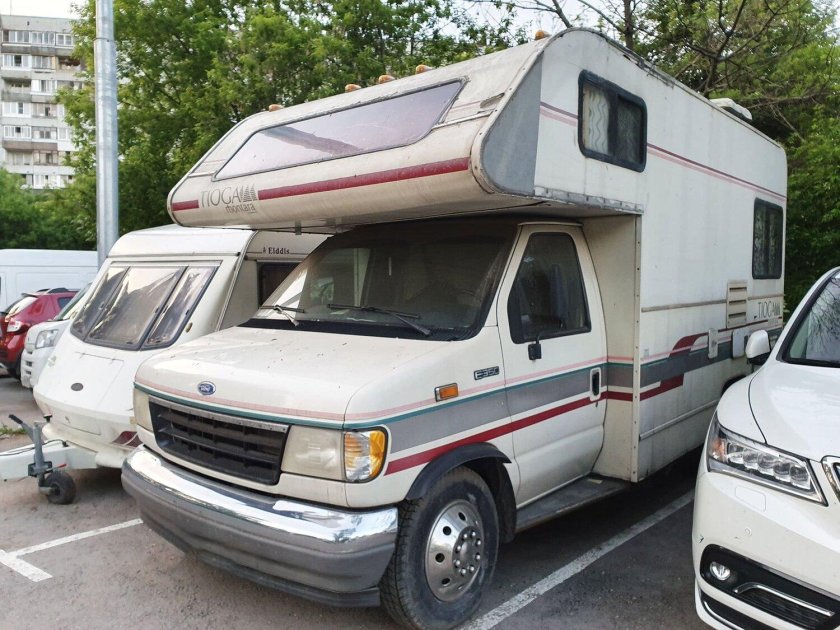 Форд Транзит дом на колесах