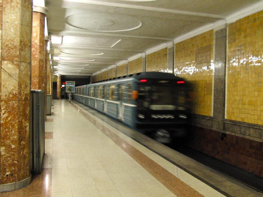 Станция метро Красносельская