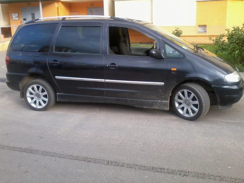 Фольксваген Шаран 1999