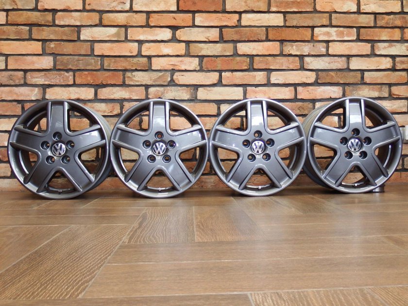 Литые диски на Сузуки sx4 оригинал